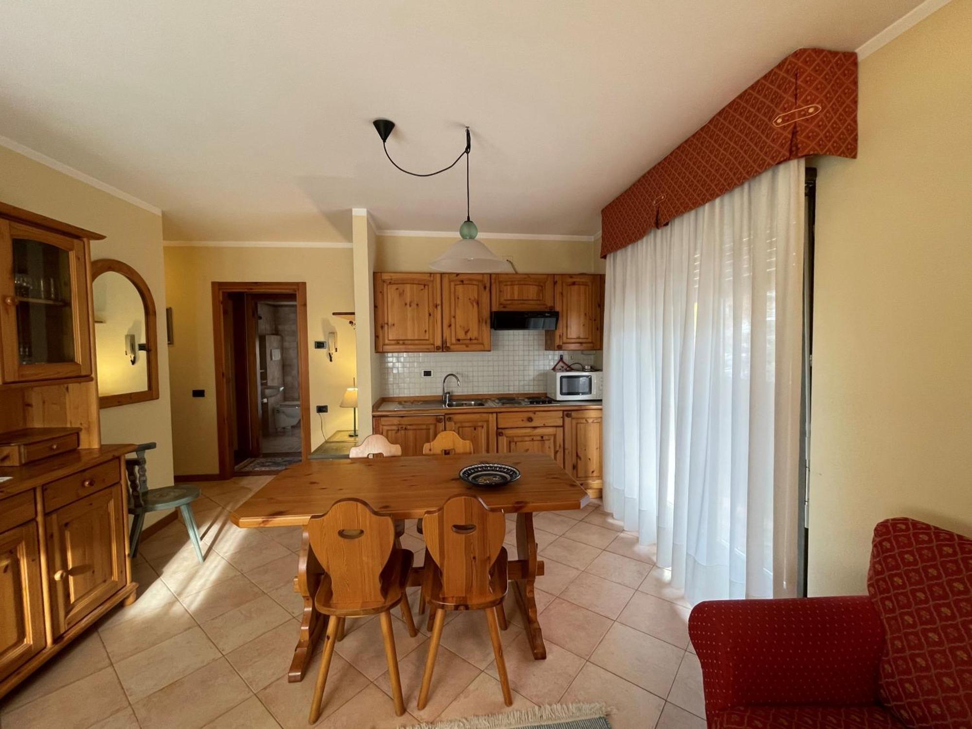 Condominio Gaiolin Giustino Exteriör bild